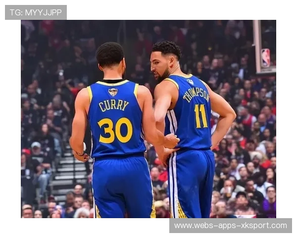 库里对决福克斯 谁才是当今NBA最强后场球员 库里对决福克斯 谁才是当今NBA最强后场球员