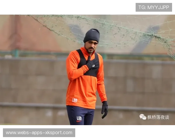 卢卡库力量训练结合速度冲刺，备战对抗型强队